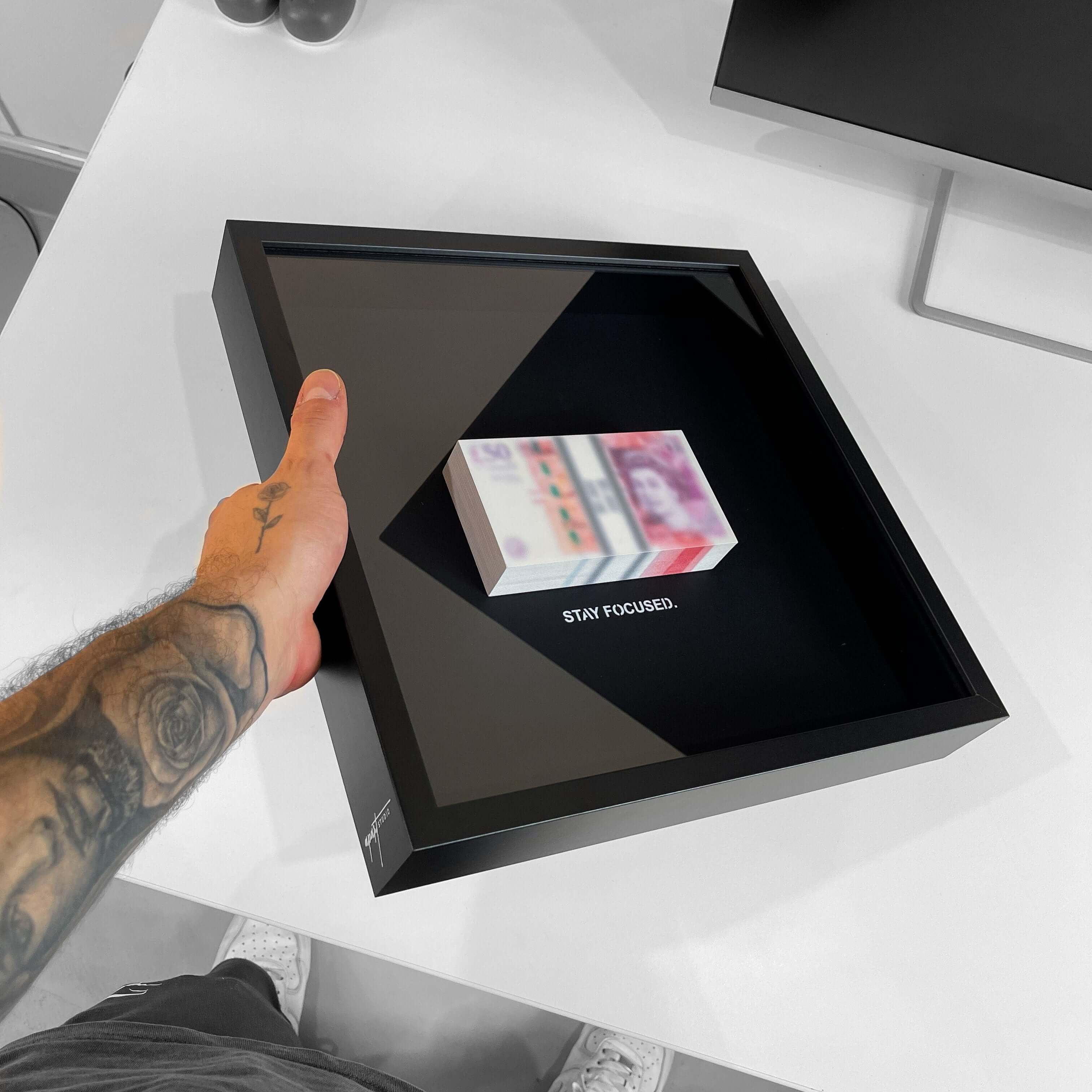 Blurred Stack - GBP - Image 2